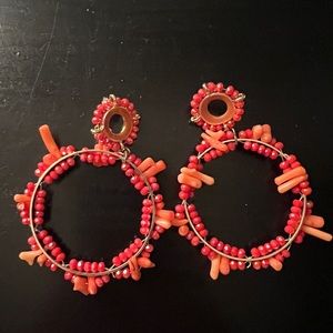 Various fun earrings!